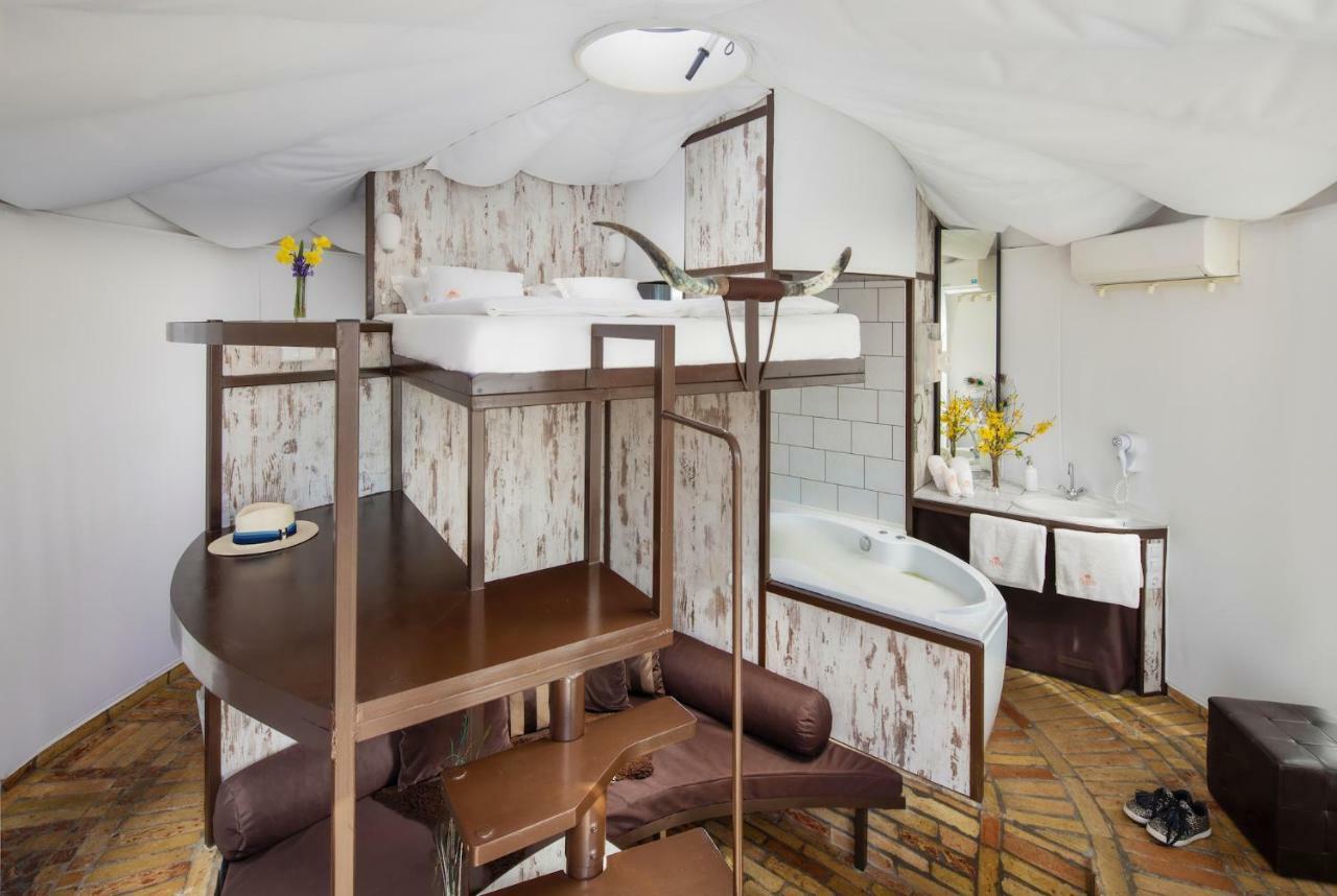 Homoki Lodge Bed & Beyond Glamping (Adults Only) Ruzsa Buitenkant foto