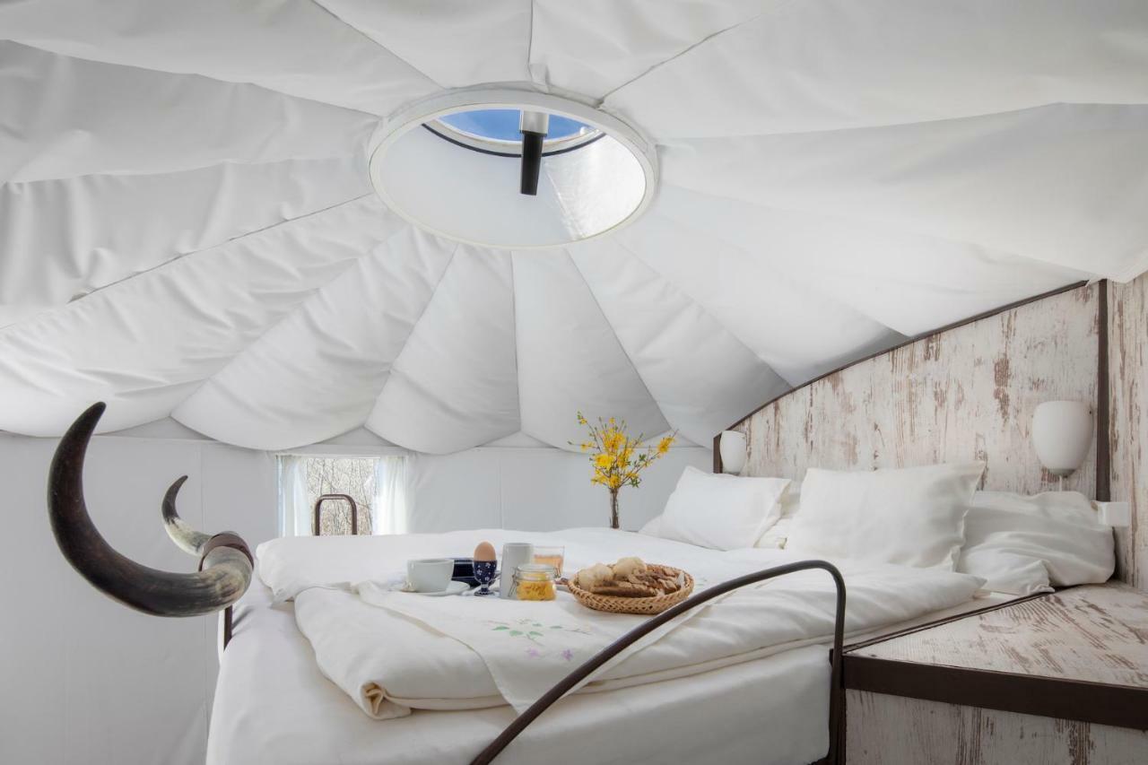 Homoki Lodge Bed & Beyond Glamping (Adults Only) Ruzsa Buitenkant foto